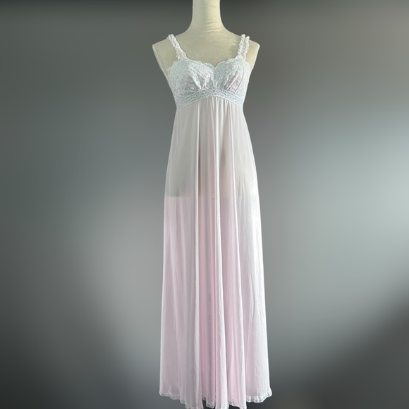 Olga Other - Vintage Pink Sheer Olga Sleeping Pretty Nightgown Sz S